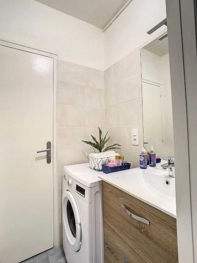 Joli Studio Meuble Tout Equipe Hyper Centre Wifi Apartment Troyes Ngoại thất bức ảnh